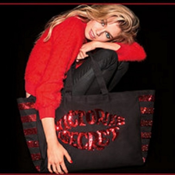 • Victoria’s Secret • V-Day Special Edition Tote - Picture 2 of 4